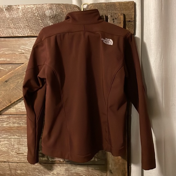 The North Face Apex jacket, burgundy, Medium - Picture 2 of 7